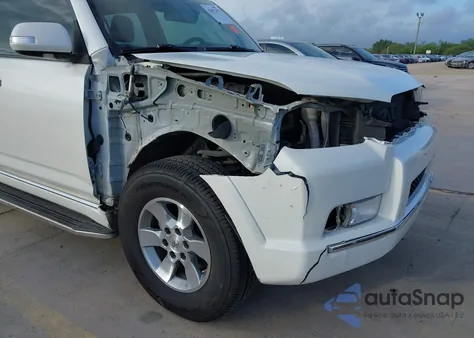 2013 Toyota 4Runner Sr5 z USA, uszkodzony, nr VIN JTEZU5JRXD5064248